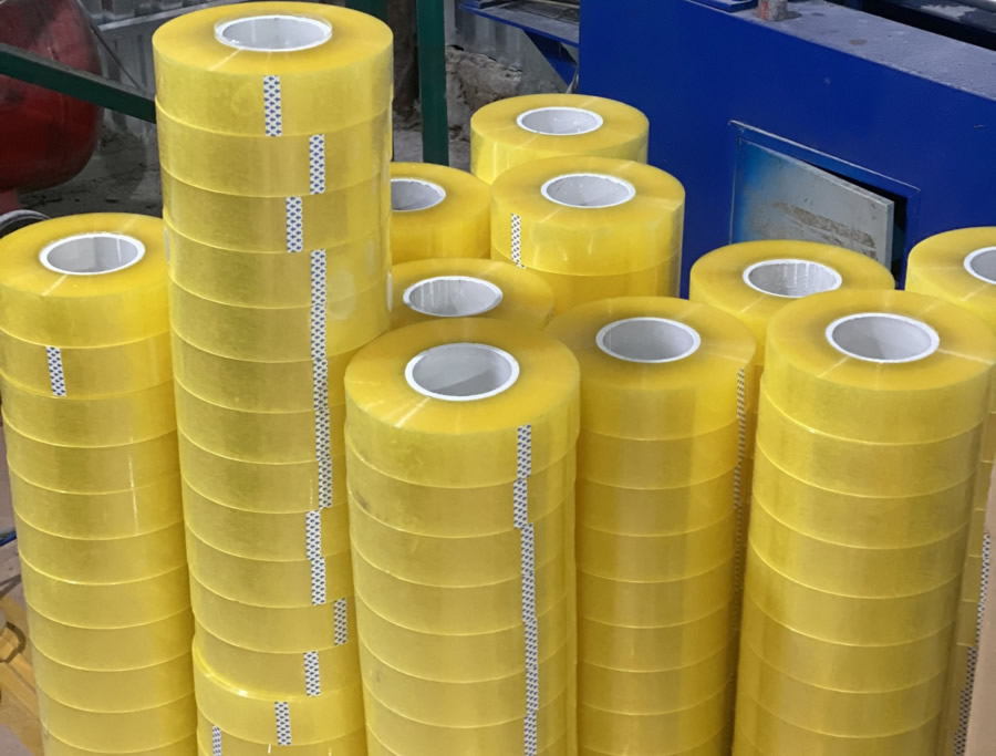 Băng d&iacute;nh trắng cuộn to si&ecirc;u d&iacute;nh đ&oacute;ng g&oacute;i h&agrave;ng