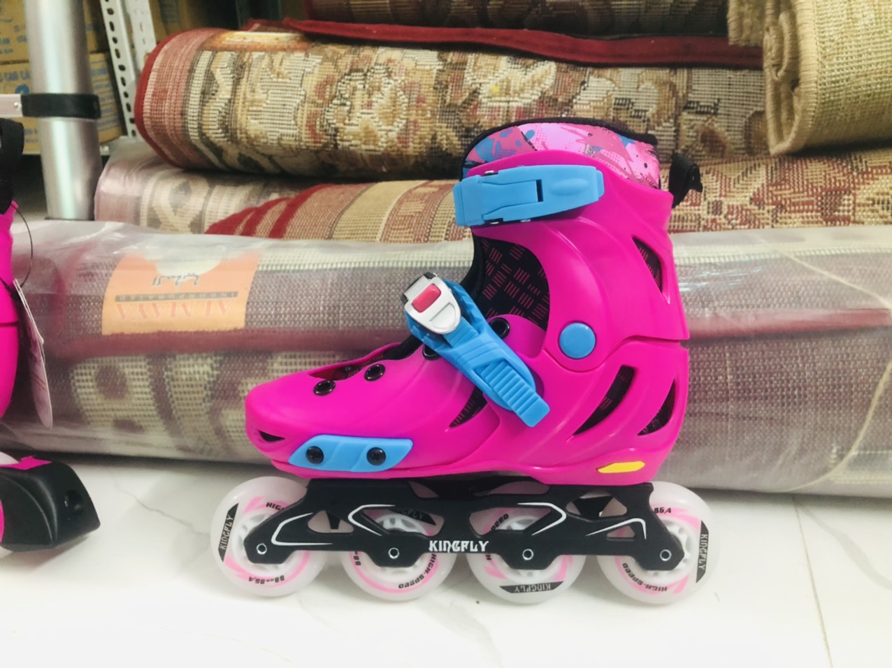 Gi&agrave;y trượt patin trẻ em tại Vinh Nghệ An